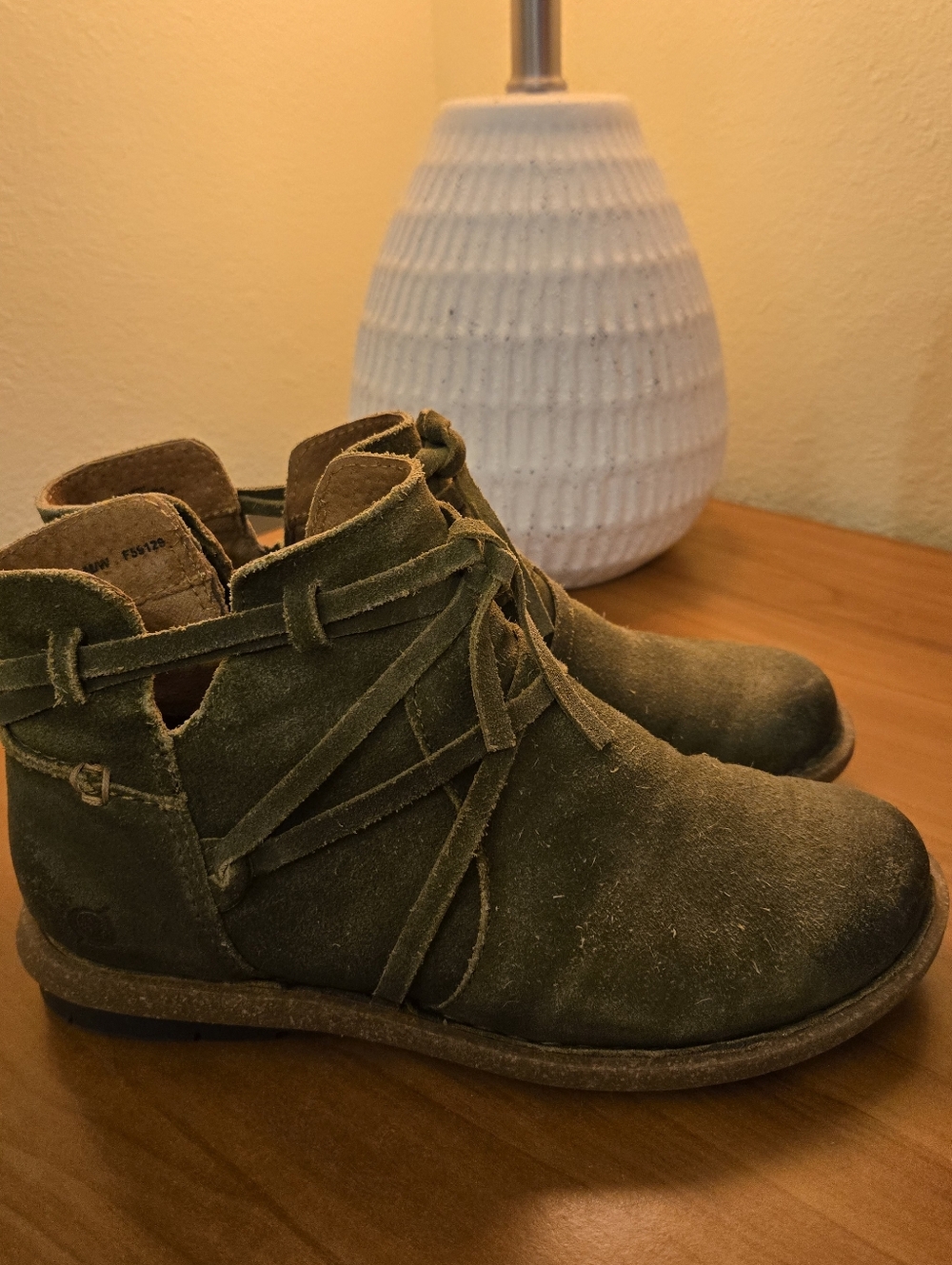 Born Tarkiln Women's Olive Suede Ankle Boots with Wrap Straps Size 6.5M/W - Picture 12 of 12